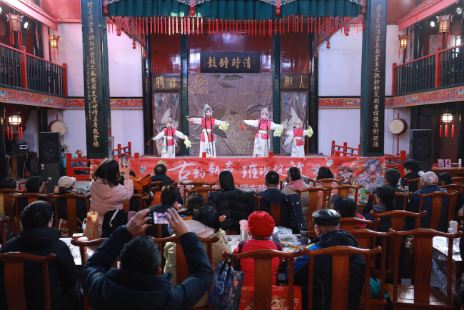 氍毹新蕊戏韵飘香—-首届采音斓苑艺术工作室教学汇报演出成功举办